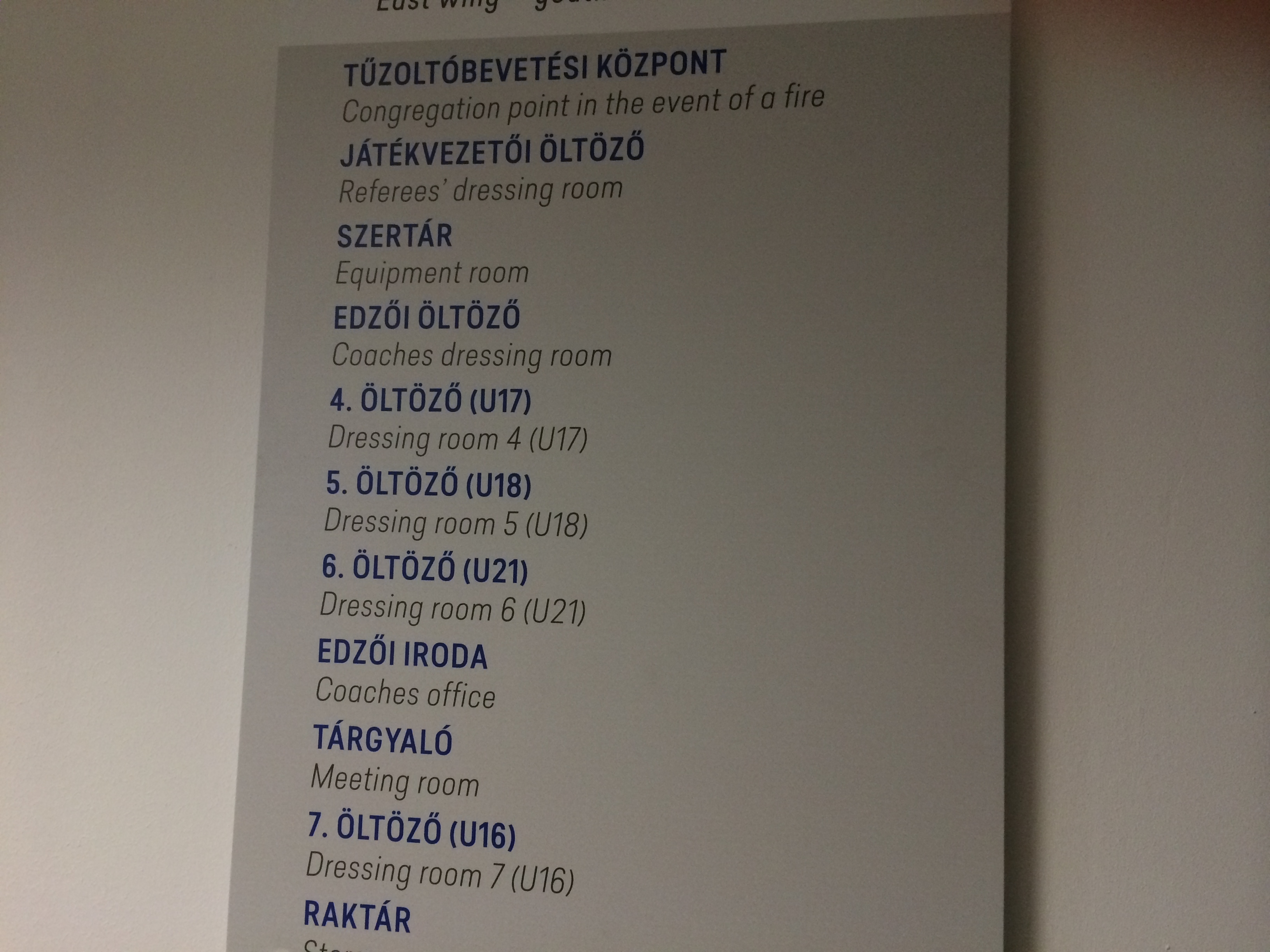 Illustration for article titled Sosem látott fotók I. Orbán Ramszesz felcsúti piramisából