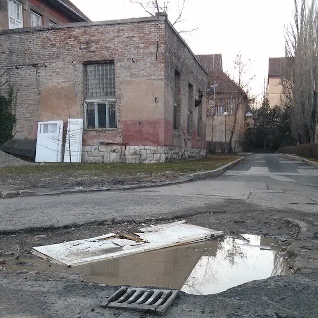 Elsőre azt hittem, hogy ez a fotó valahol Kárpátalján készült