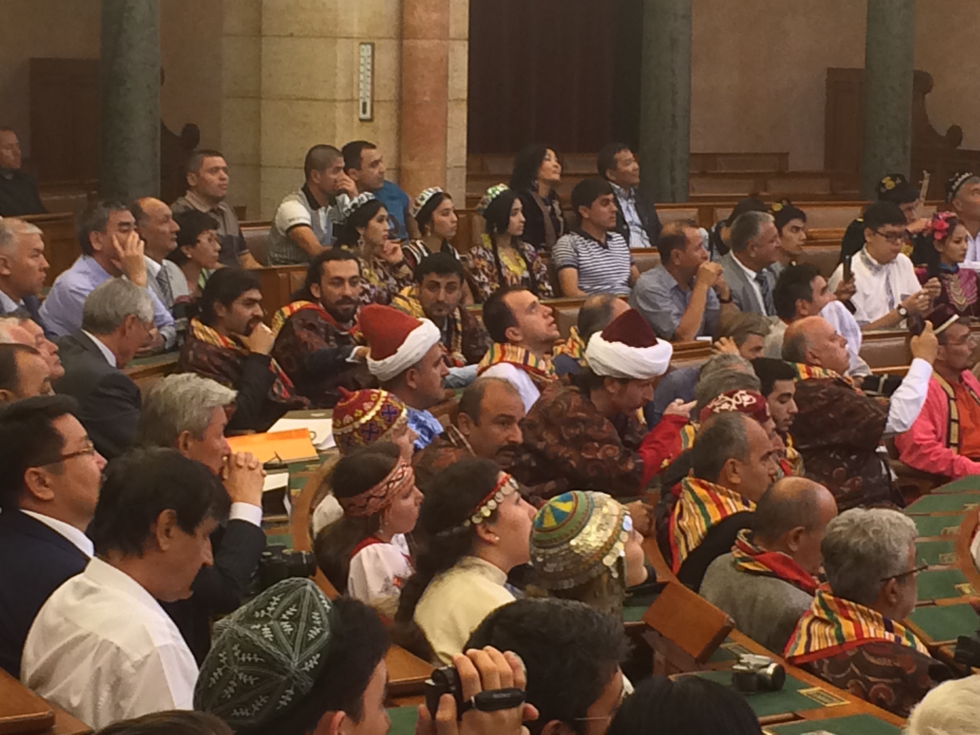 Illustration for article titled Tündékre és varázslókra cserélték a Fidesz–MSZP duót