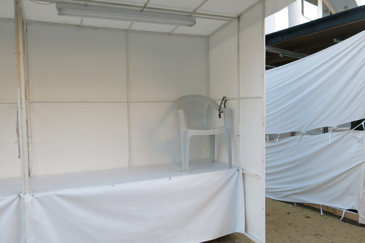 Illustration for article titled Siófok szorozva ezerrel – egy hét szenvedés a Naposparton