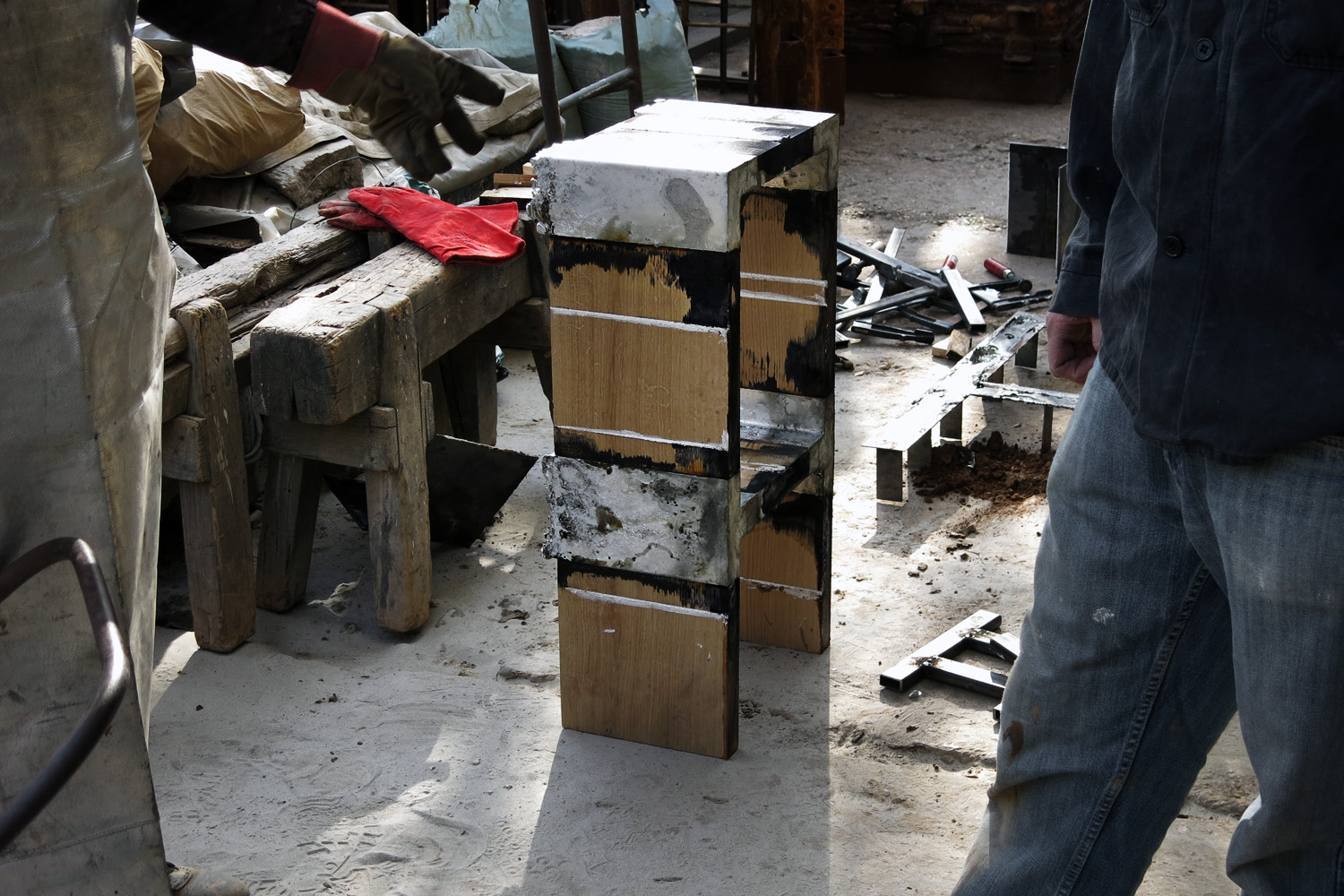 Illustration for article titled Fém a fán: Milánóba mennek a világszínvonalú magyar dizájnbútorok