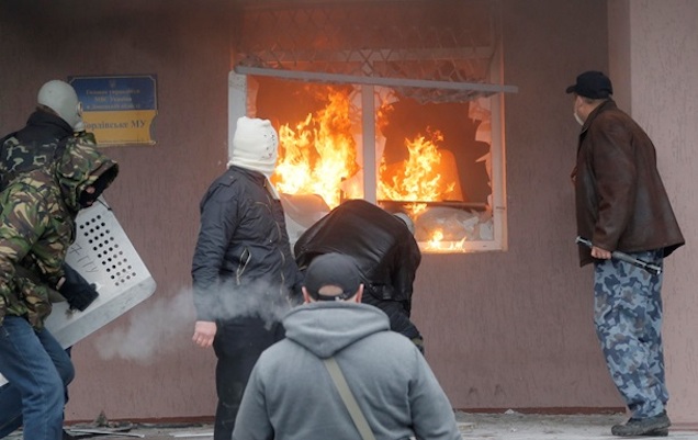 Ma este vagy éjjel el kell dőlnie, lesz-e nyílt háború Ukrajnában