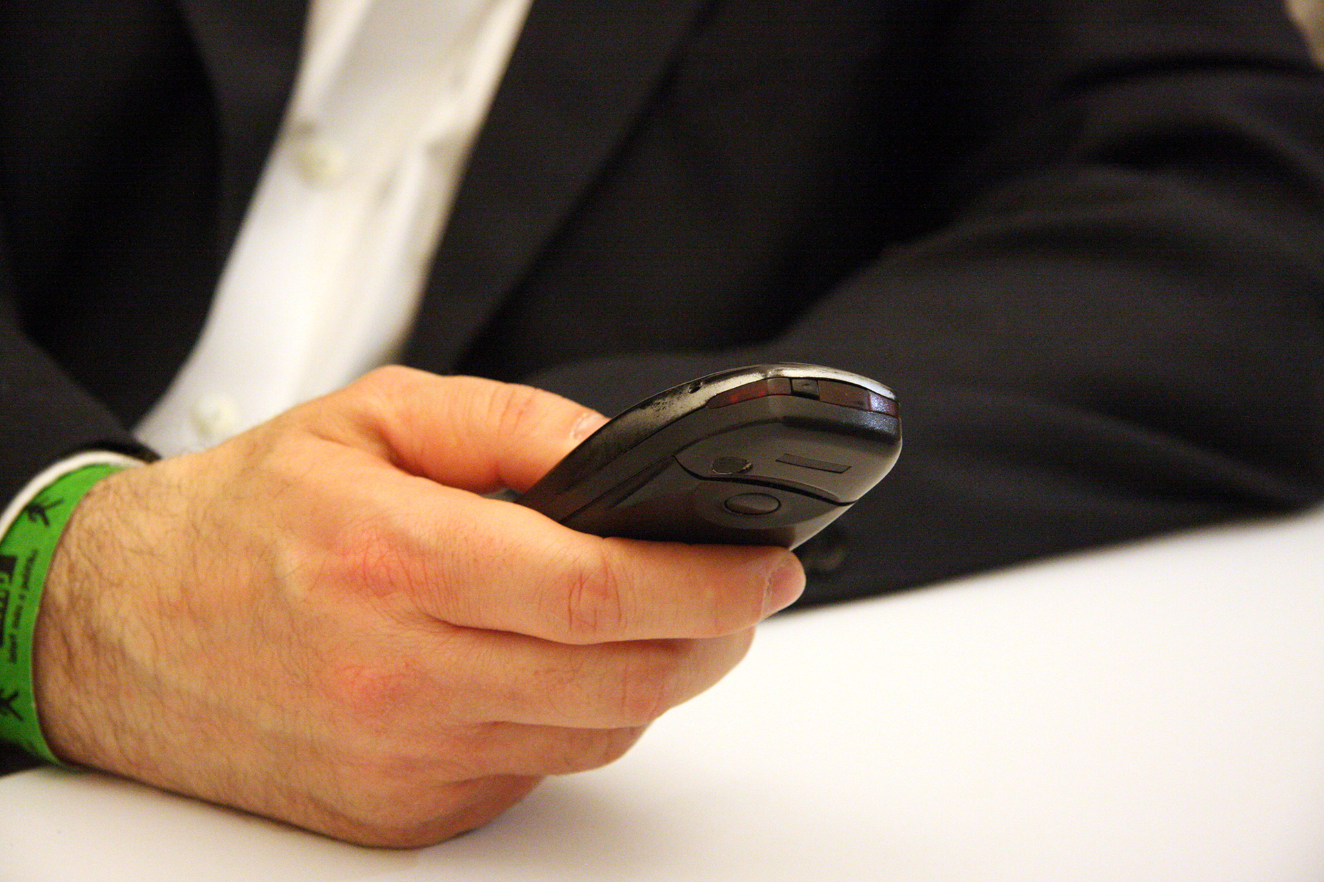 Illustration for article titled Billeg a Fidesz-kétharmad, bejut az LMP (percről percre)