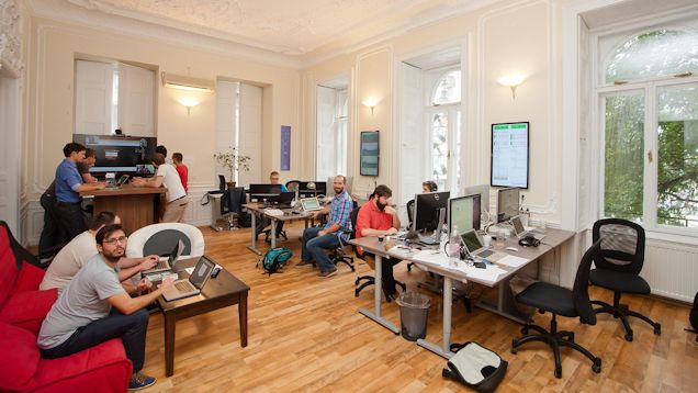 Milliárdok a Cink mögött: a Forbes riportja a budapesti Gawkerről