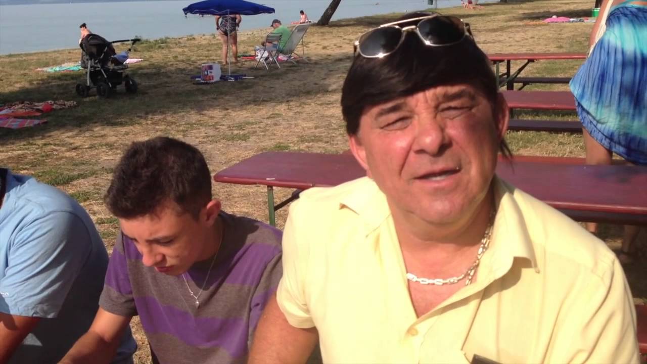 Orbán pincére megmondja a frankót, miért nincs pincér a Balatonon