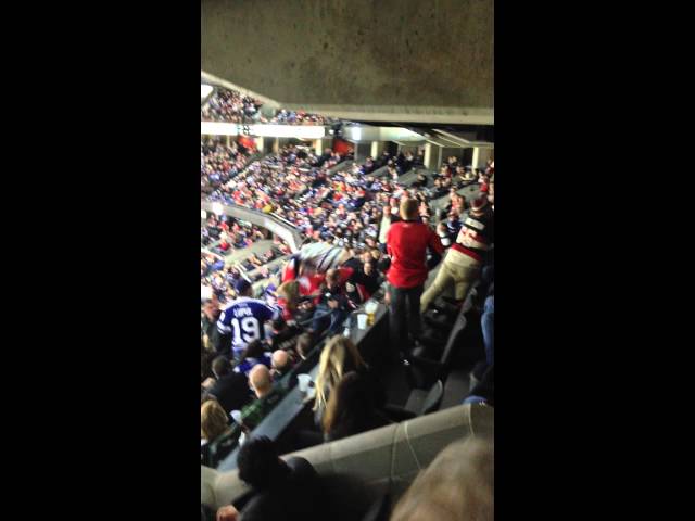 Ezek egyáltalán nem tudnak szurkolni, csak ülnek, mint a színházban