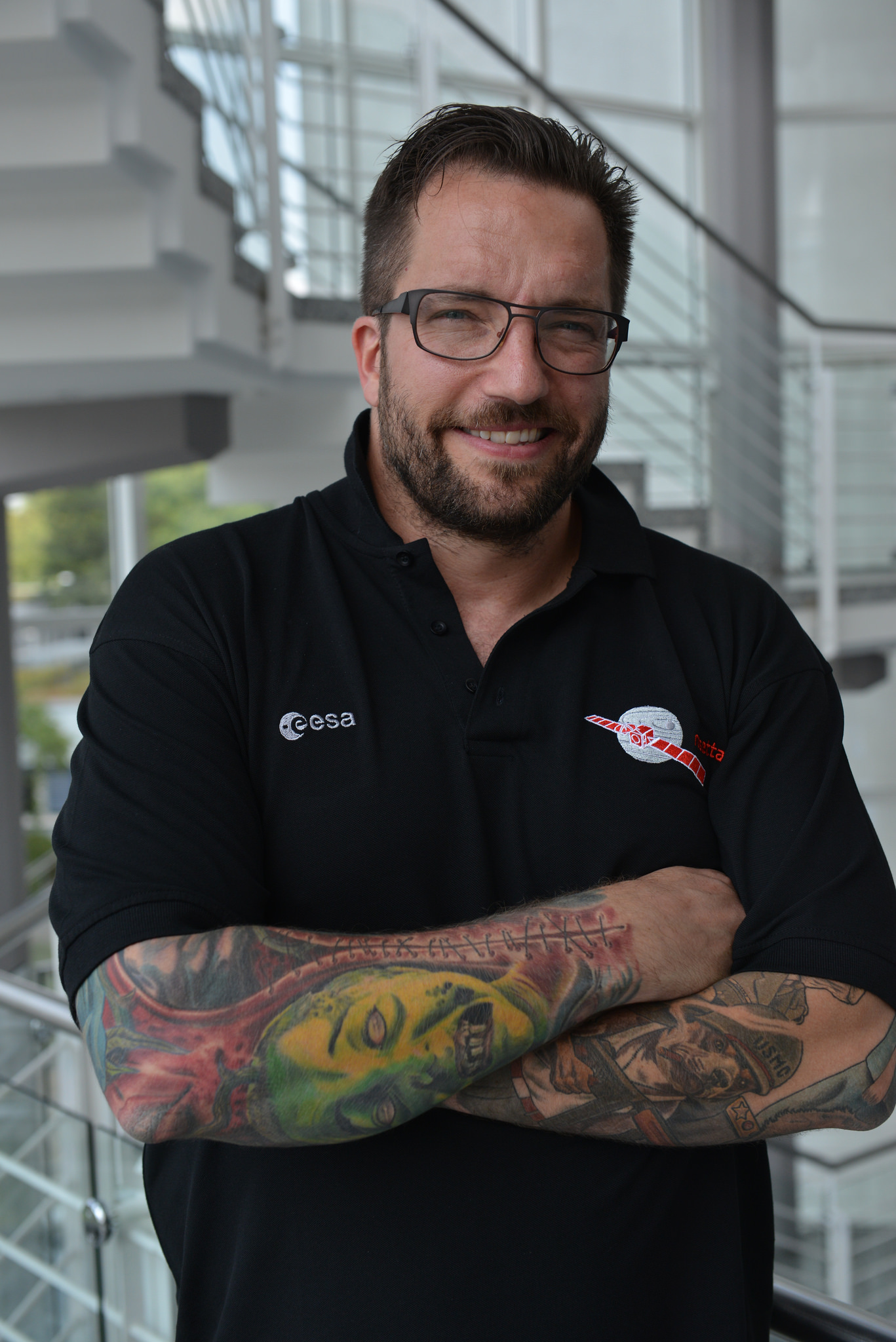 Illustration for article titled Játsszunk! Mennyire lesz zűrös napja holnap e tetkók gazdájának?