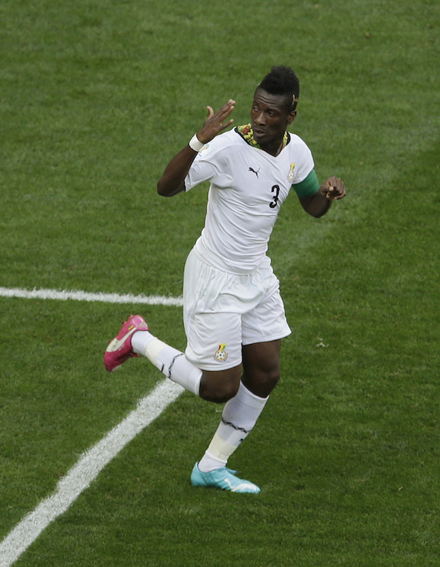 Asamoah Gyan felemberáldozott egy ismert rappert? Ezek hülyéskednek?