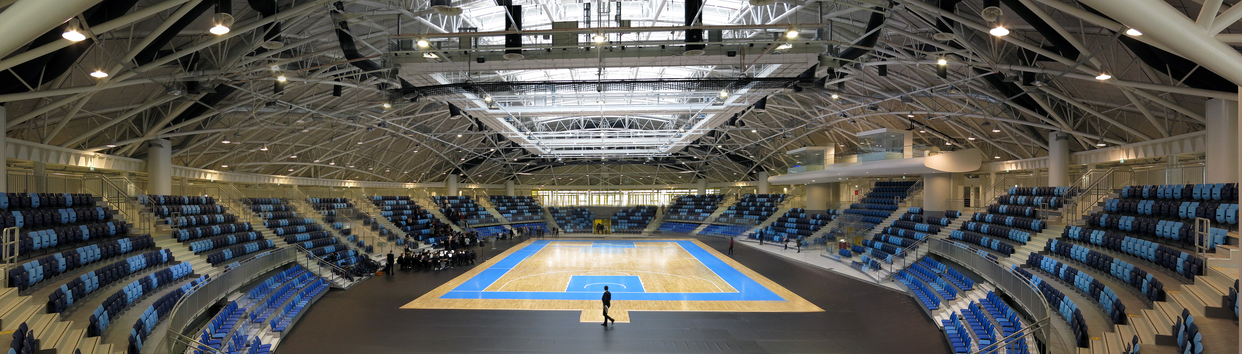 Illustration for article titled Simicskó Air István majdnem bezsákolta a kisgyereket