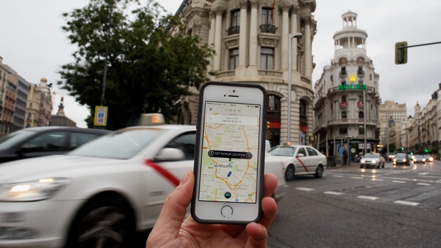 Glattfelder Béla és Nick Denton gondolatai következnek az Uberről