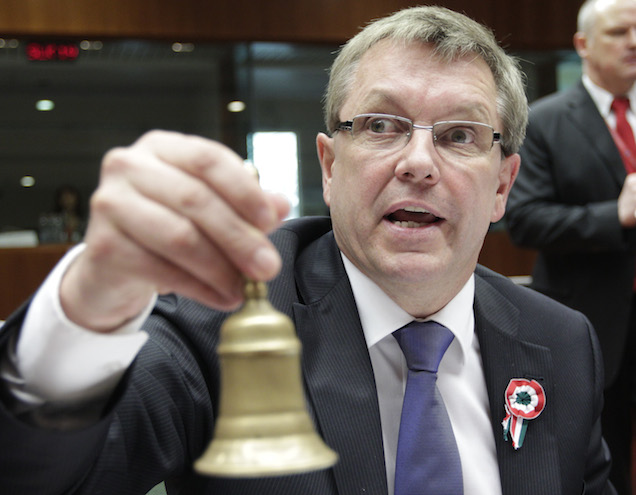 Matolcsy György kéz a kézben jár