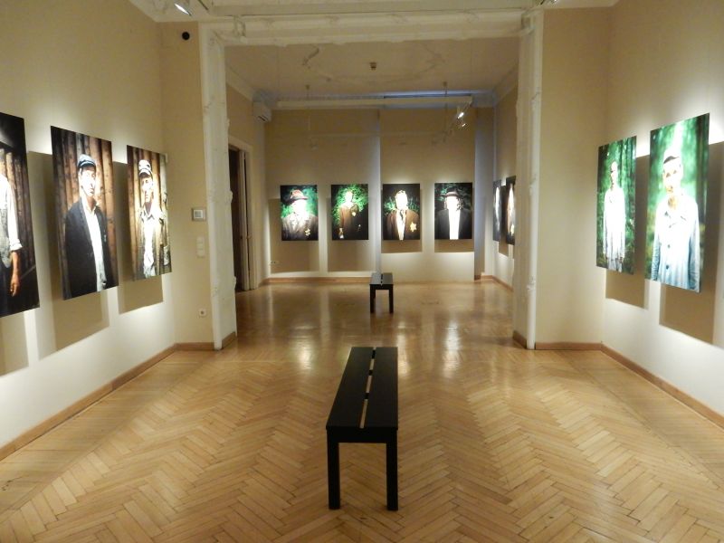 Illustration for article titled Hátraarc-Saul fia a Mai Manó Házban