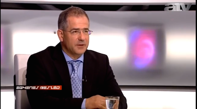 Kósa Lajos elismerte, hogy hiba volt közpénzt tartani a Quaestornál