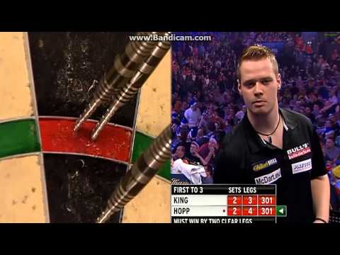 Láttátok, hogy intézte el a kölyök Max Hopp az öreg Mervyn Kinget?