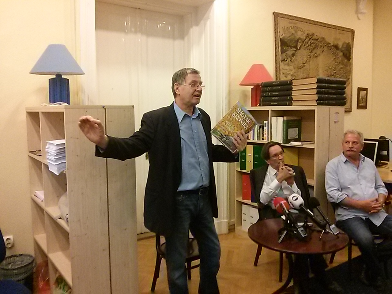 Nincs független újságírás – mondták a Magyar Krónika bemutatóján