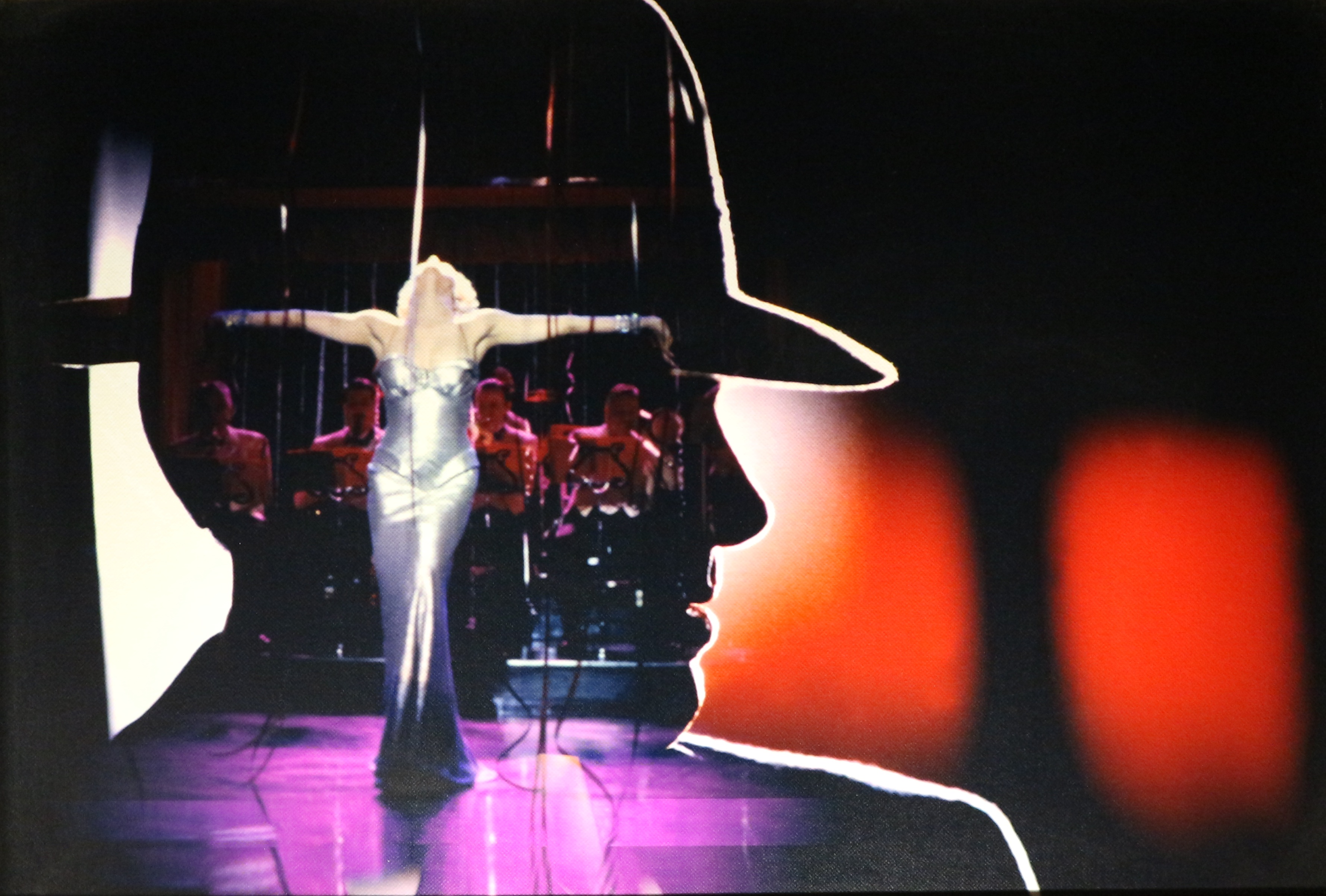 Illustration for article titled APOKALIPSZIS MOST! Fotóutca Fesztivál és Vittorio Storaro kiállítás