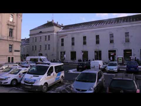 Elviszik a koszovóiakat a pályaudvarról