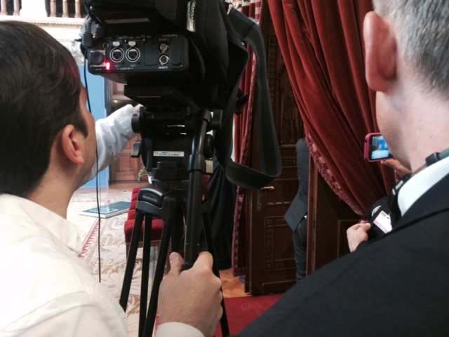 Illustration for article titled Ilyen volt élőben látni a Jeges Angélát és a Duzzogó Viktort