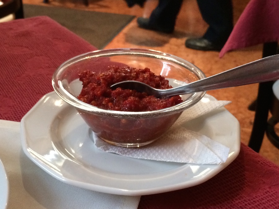 Illustration for article titled Zsír és kommunizmus: a Márkus vendéglő