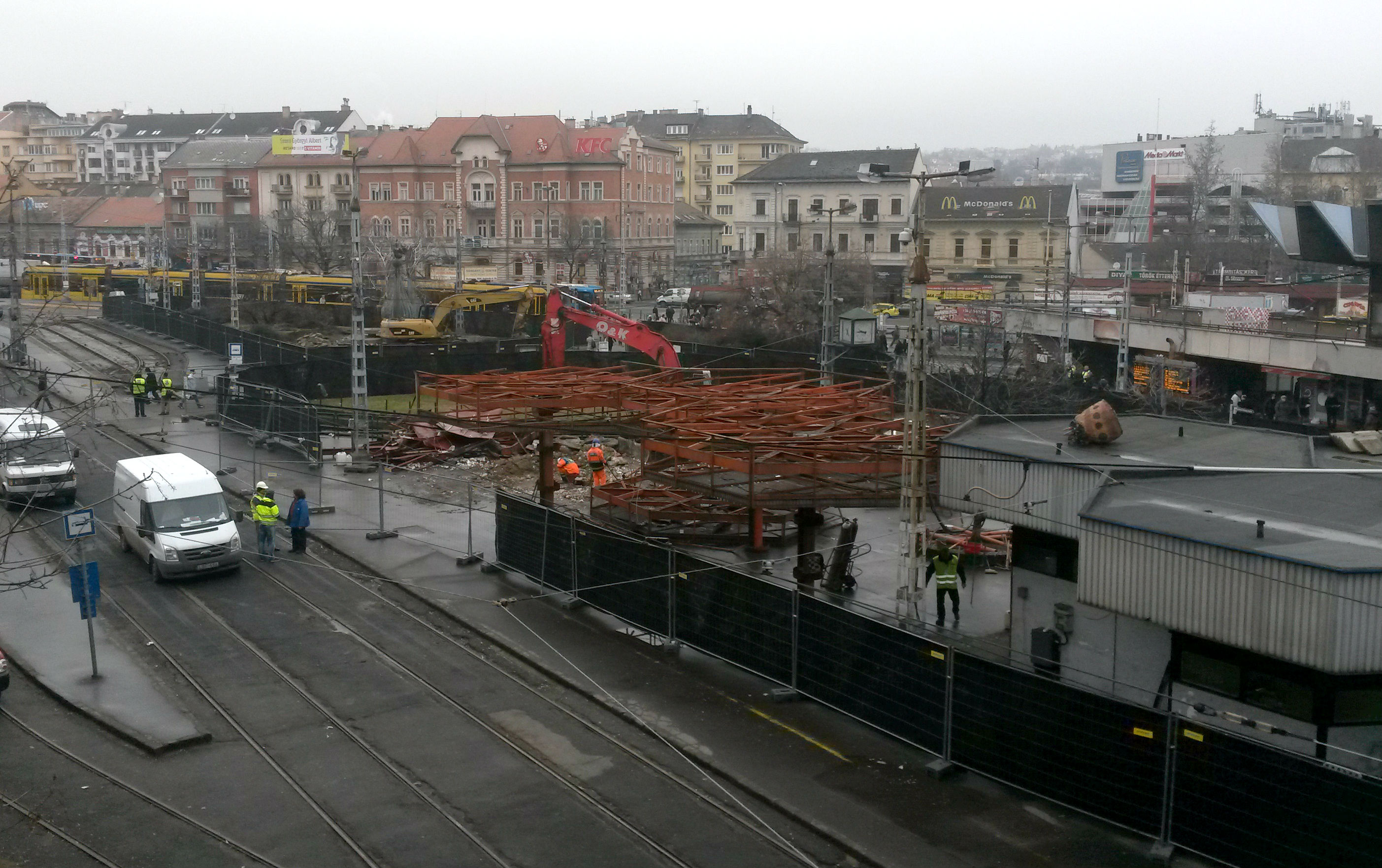 Így verik szét a Moszkva teret épp most