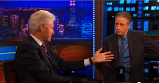 Bill Clinton élő adásban orbánozott a Daily Show-ban