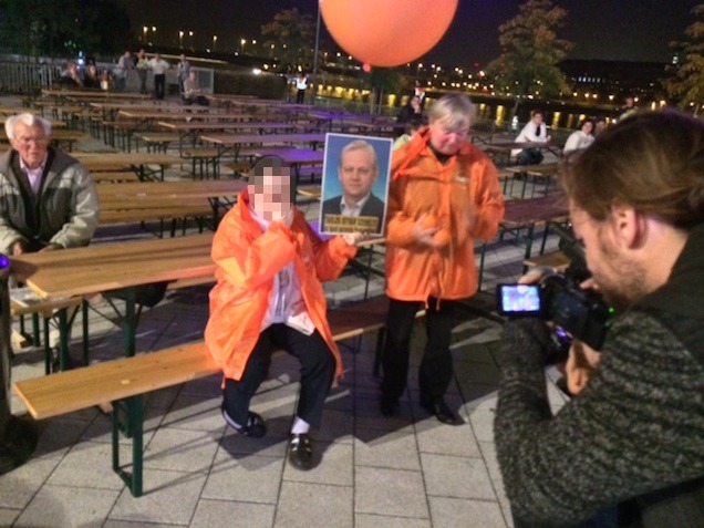 Az Este Egyetlen Eseménye és egy sikoltozó fideszes nyalonc a Bálnánál