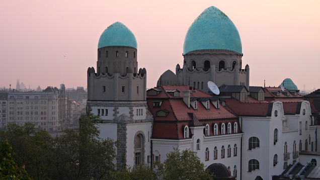 Illustration for article titled Soha nem láttam még így a Gellért fürdőt