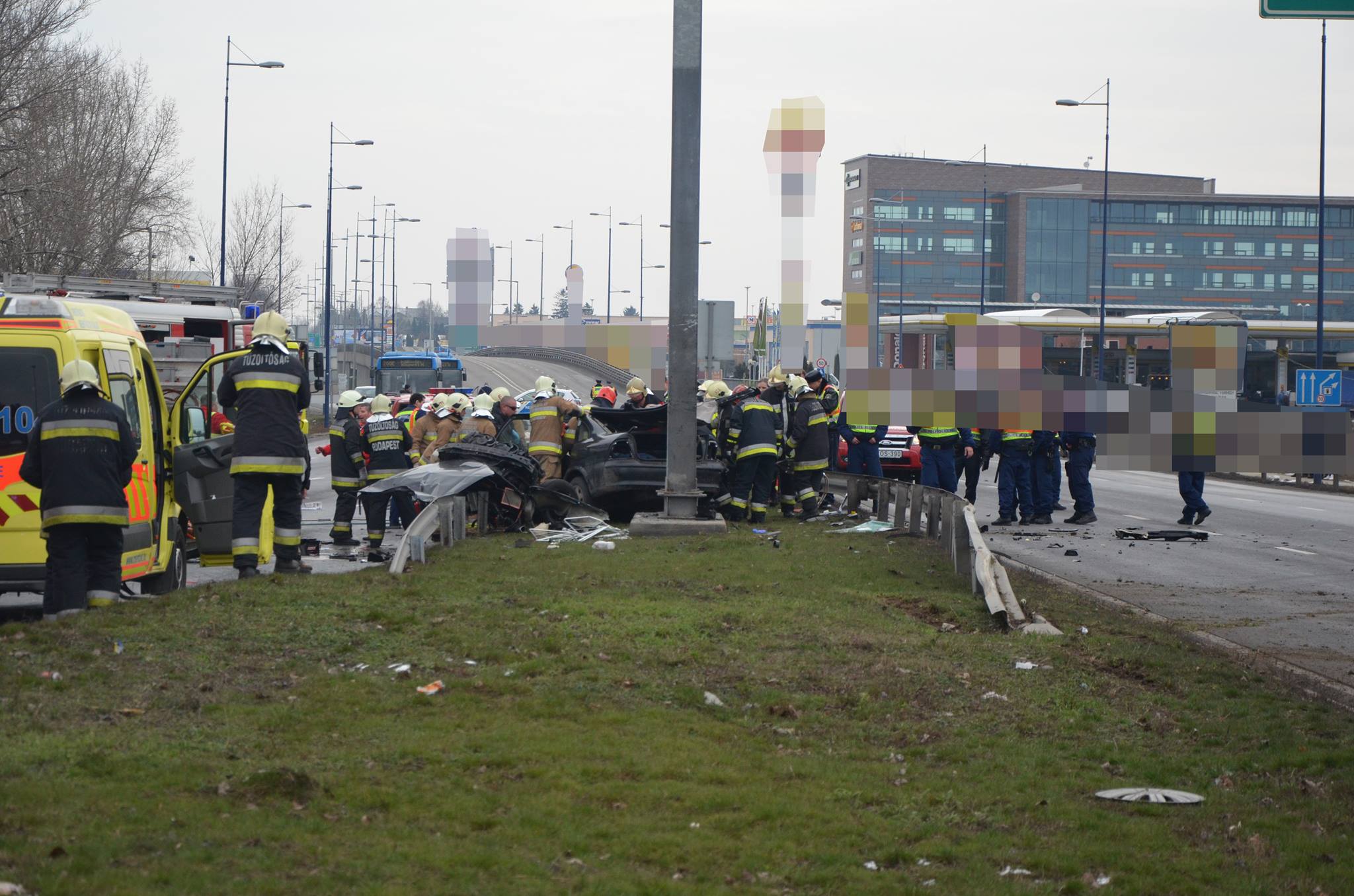 Illustration for article titled Ismerd meg az ország és a világ legviccesebb cenzorait!