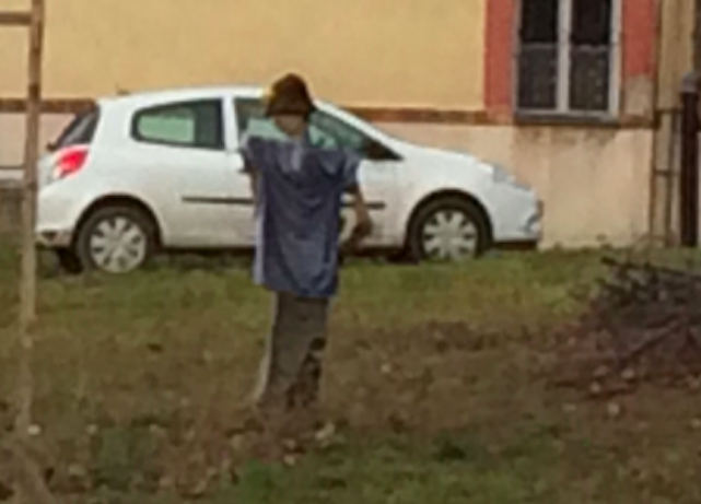 Van-e ennél központibb fekvésű madárijesztő a világon?