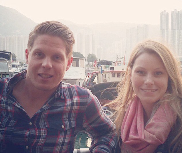 Világ körüli útra vitte a lányt, mert úgy hívják, mint az excsaját