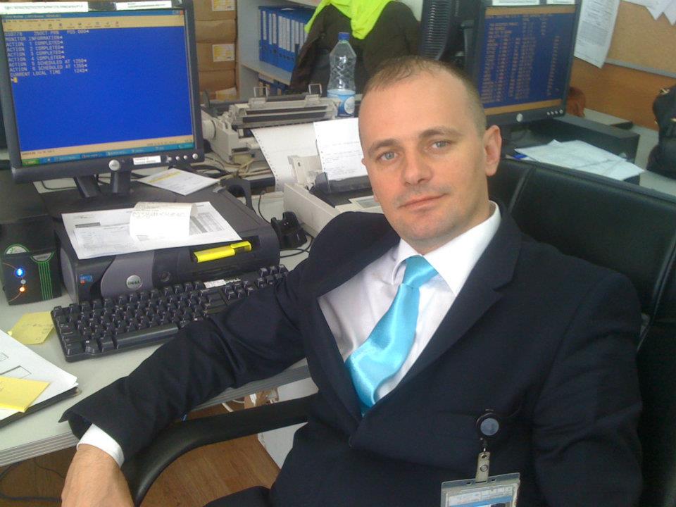 Illustration for article titled Borzasztó kínos módon ért véget a világ első Flakon Geci-interjúja