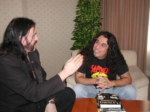 Illustration for article titled Akik miatt össze kell majd tolnia az asztalokat Lemmynek a másvilágon