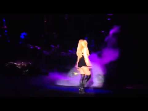 Ennyire rettenetes lenne csókolózni Madonnával?