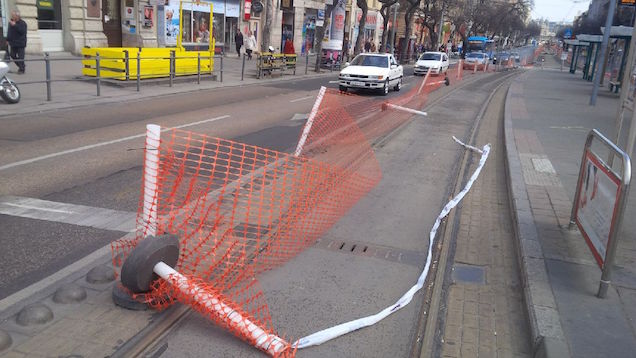 Szily L. hirtelen fékezésre és irányváltásra kényszerült a Margit hídon