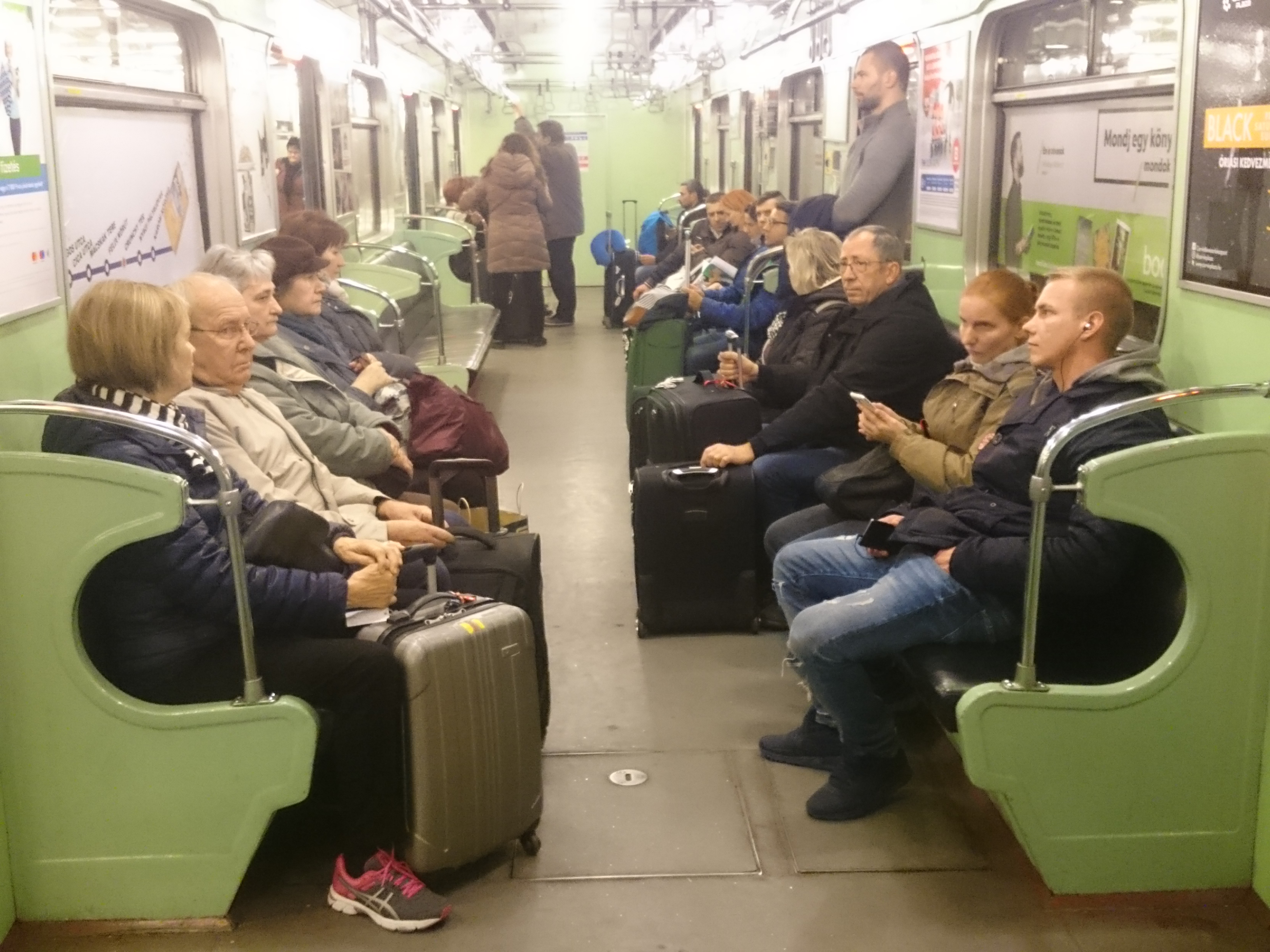 Olvas itt még valaki nyomtatott sajtót? Frissítve a Figyelő megvásárlásával!