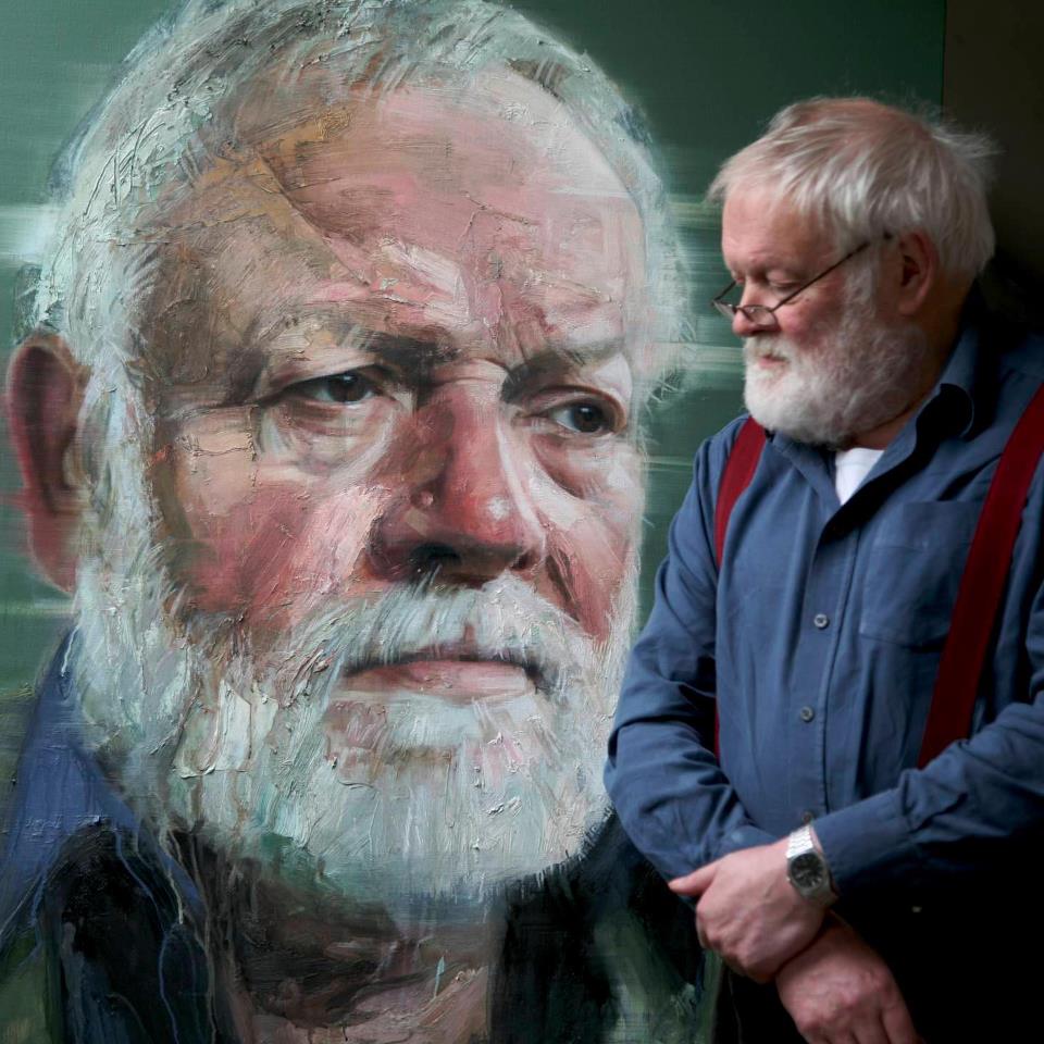 Illustration for article titled Csak nézett Colin Davidson,amikor a Time magazin borítóján meglátta Merkelről készült festményét.