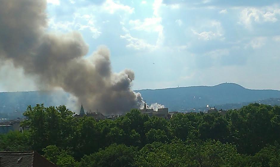 Mi ez az óriási tűzvész a Liget közelében? (frissítve)