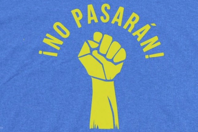 A valasz.hu főszerkesztője nem fog pisálni