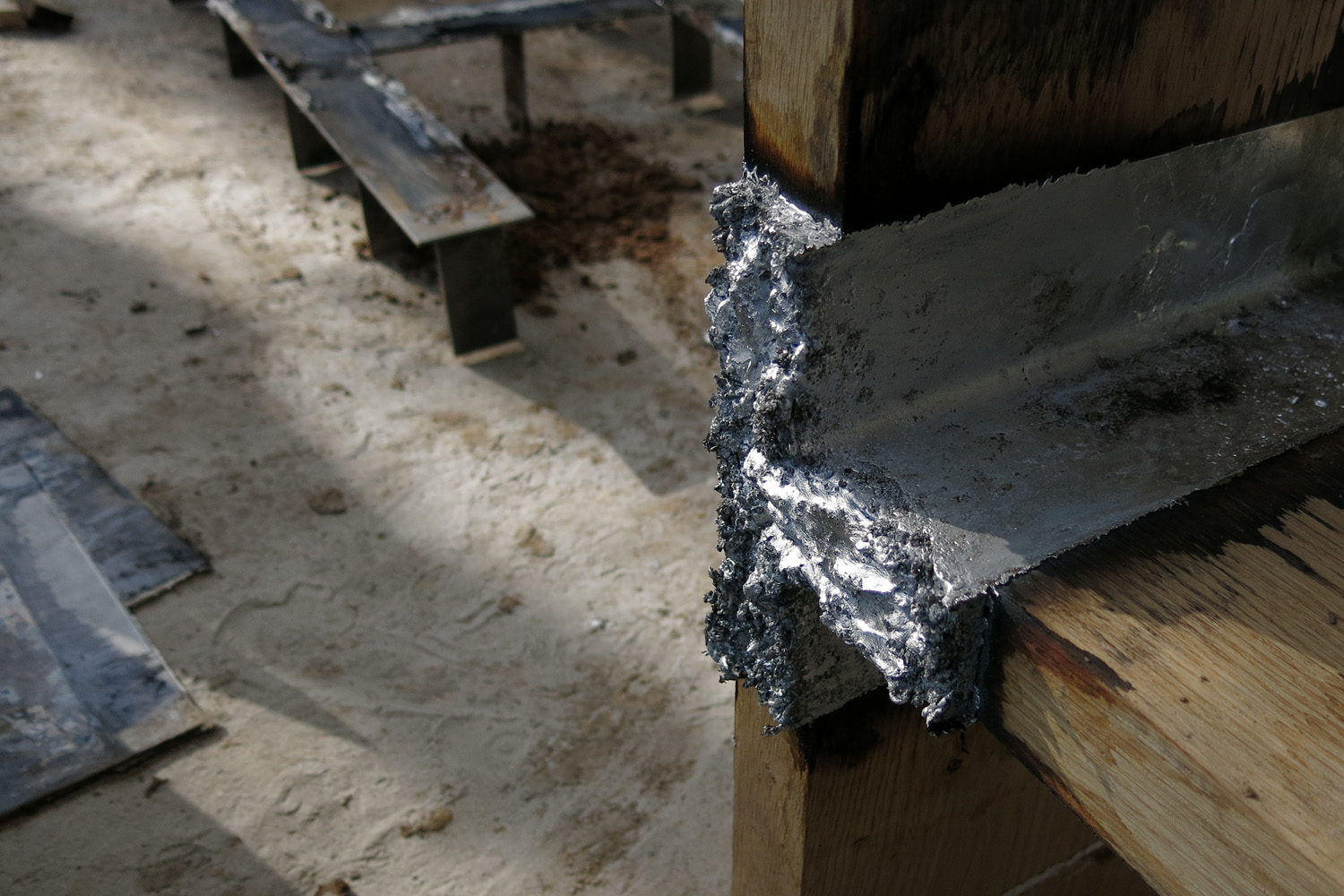 Illustration for article titled Fém a fán: Milánóba mennek a világszínvonalú magyar dizájnbútorok