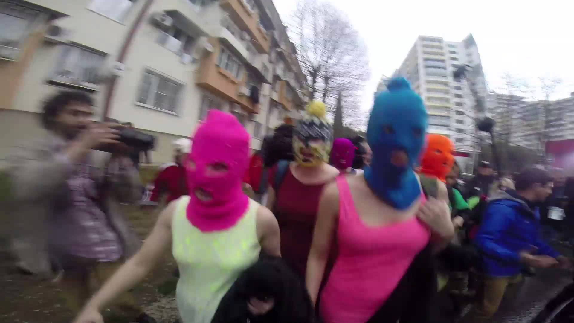 A Pussy Riot is jön a Szigetre