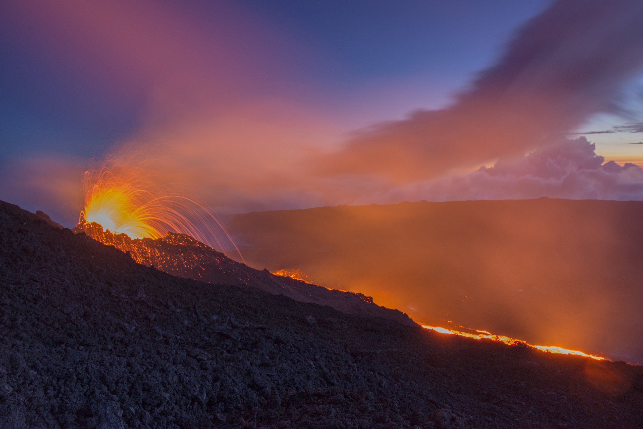 Illustration for article titled Minden csupa láva Franciaországban