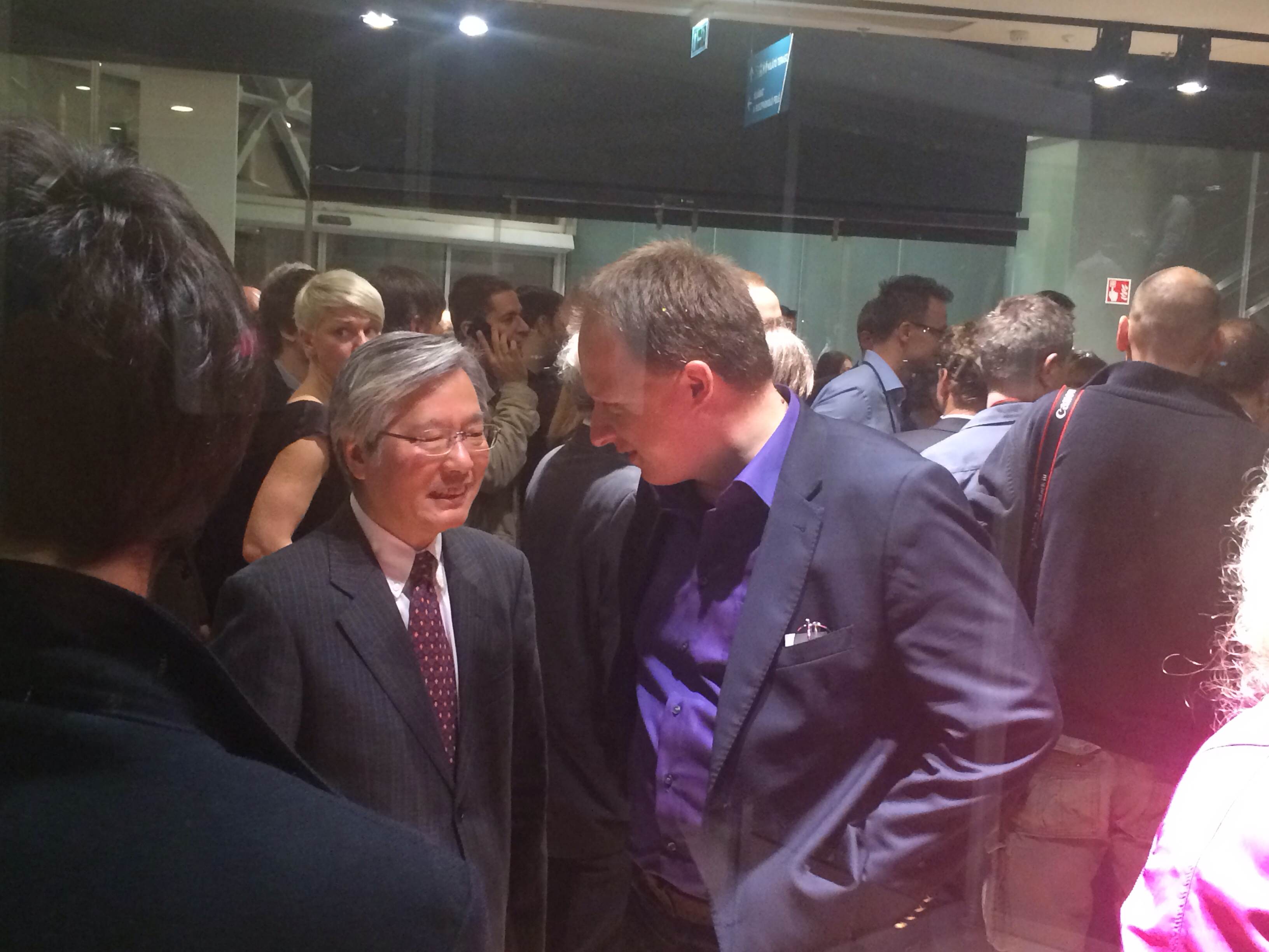 Illustration for article titled Billeg a Fidesz-kétharmad, bejut az LMP (percről percre)