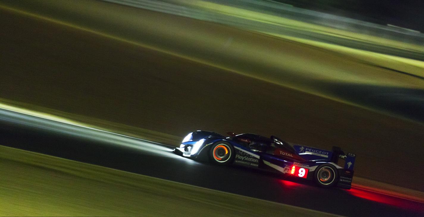 Turbók alatt alszik a rét - Le Mans 24 órája