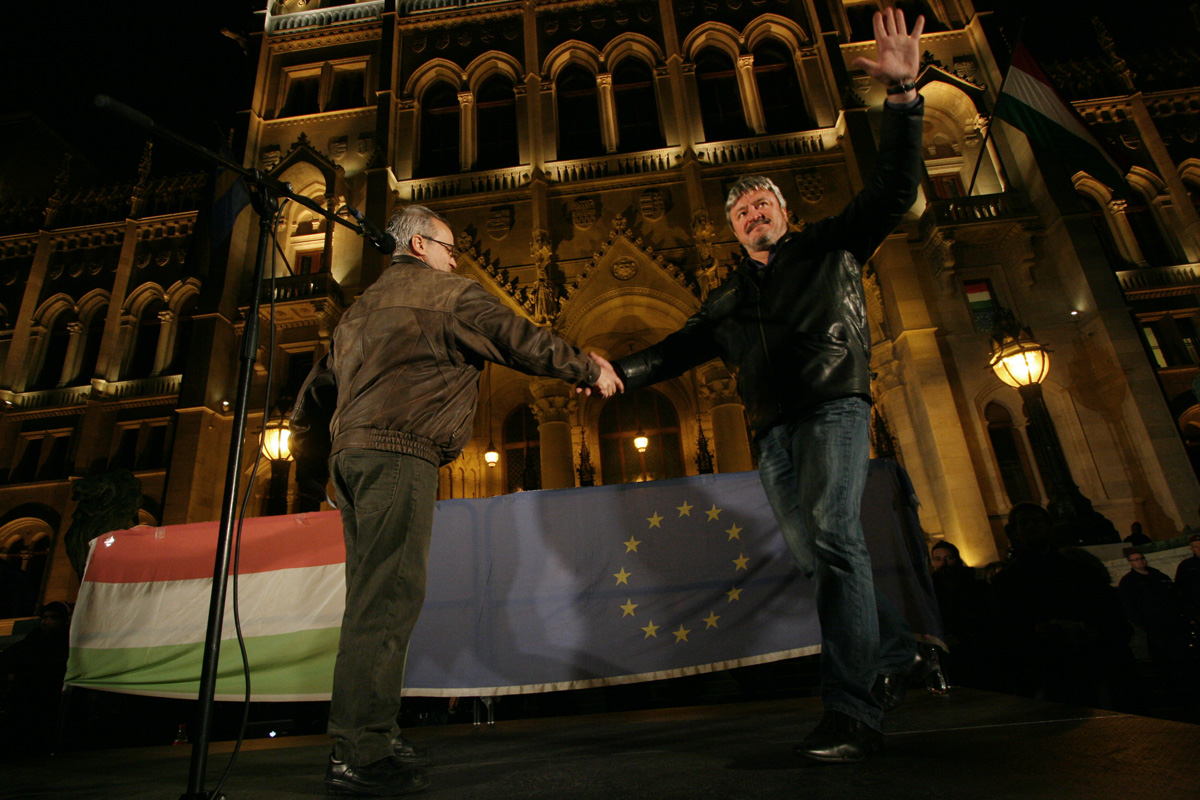 Illustration for article titled Nem a Várba fogsz költözni, hanem a börtönbe!