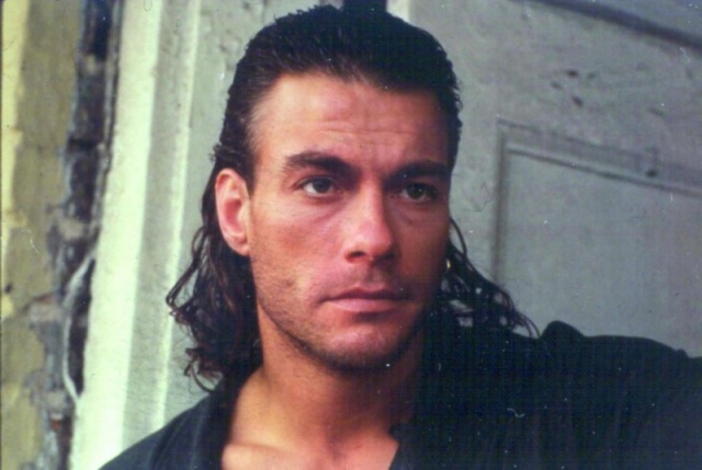 Illustration for article titled Mi a közös a román szakszervezetisben és a belga harcművészben?