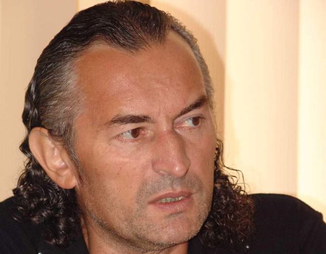 Mi a közös a román szakszervezetisben és a belga harcművészben?