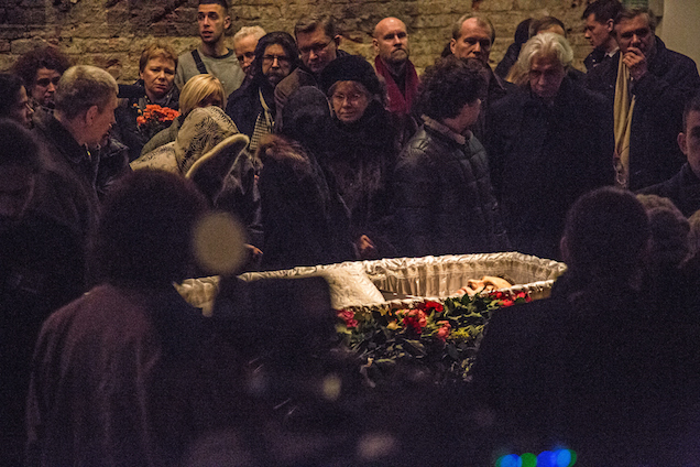 Eltemették Borisz Nyemcovot