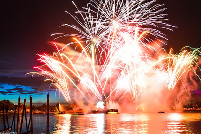 Bréking: győzött a nyilvánosság, lehet fotózni a rendőröket (frissítve)