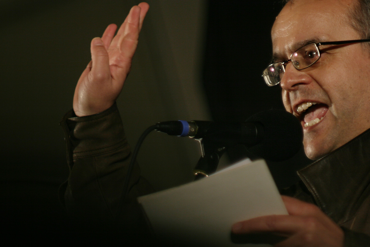 Illustration for article titled Tömegek követelték a Vida Ildikó és Orbán Viktor lemondását