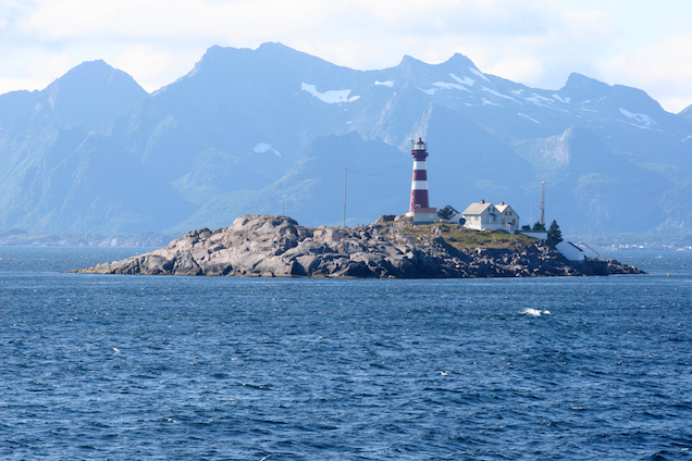 Miért szabad tisztelni bárki vallási érzékenységét?